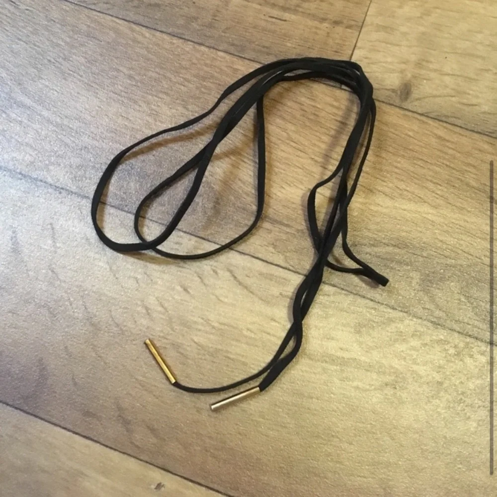 NEW Ribbon Choker